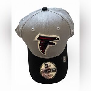 Atlanta Falcons New Era Gray and Black 9FORTY Cap